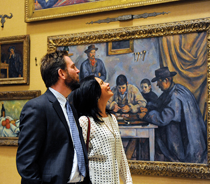 A couple looking at paintings